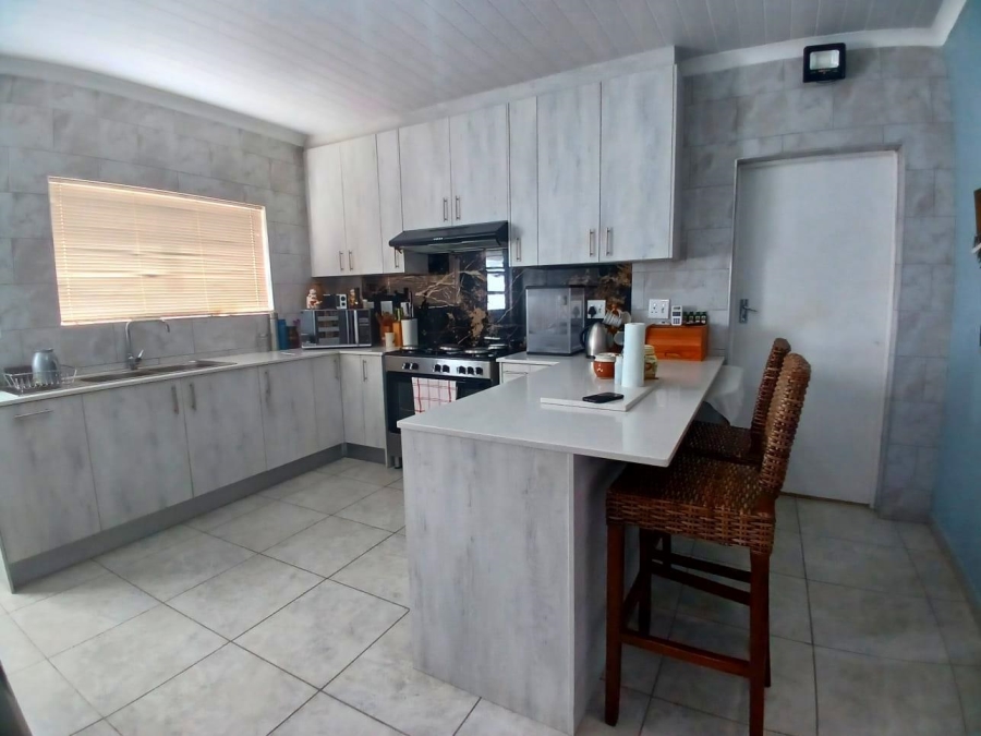 3 Bedroom Property for Sale in Tafelzicht Western Cape